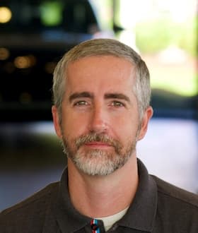 Photo of Austin Mills